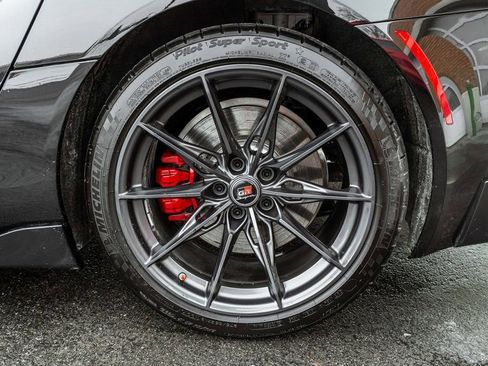 Used 2026 Toyota Supra image 32