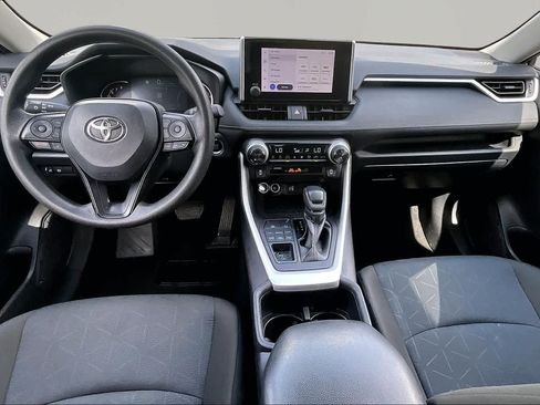 Used 2025 Toyota RAV4 XLE AWD/4WD image 16