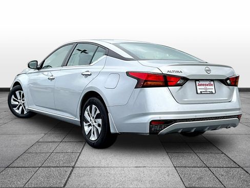 Certified 2023 Nissan Altima 2.5 S FWD image 5