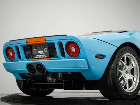 Used 2006 Ford GT image 14
