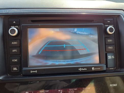 Used 2016 Toyota Sequoia Platinum image 11