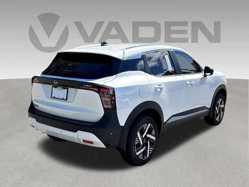New 2026 Nissan Kicks SV w/ SV Premium Package FWD image 24