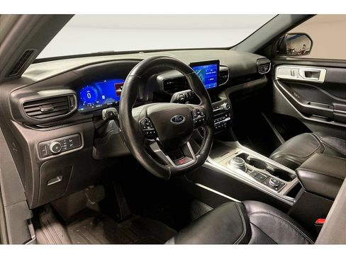 Used 2020 Ford Explorer ST image 14