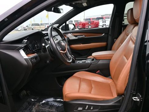 Used 2023 Cadillac XT5 Premium Luxury image 15