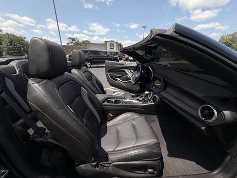 Used 2017 Chevrolet Camaro SS RWD image 16