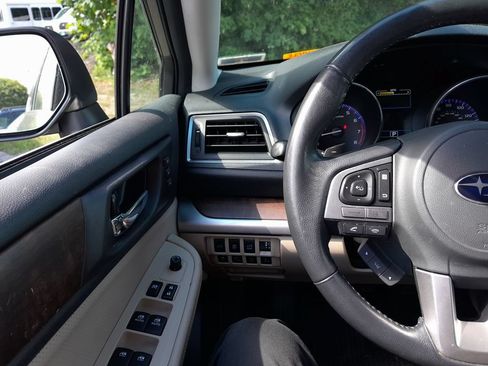 Used 2015 Subaru Outback 3.6R Limited AWD/4WD image 18