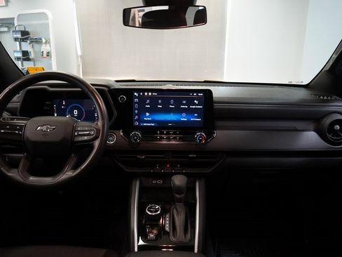 Used 2023 Chevrolet Colorado Trail Boss w/ Advanced Trailering Package image 9