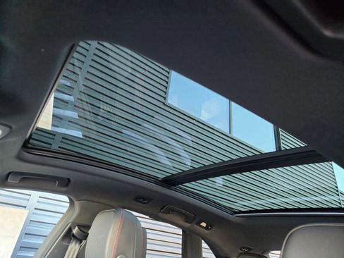 New 2026 Porsche Macan GTS image 21