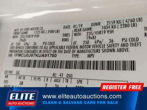 Used 2019 Ford Escape Titanium image 17