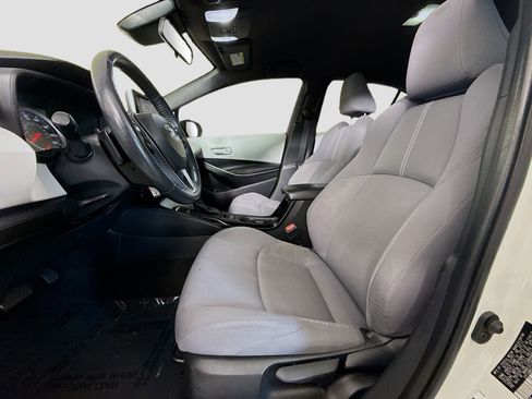 Used 2021 Toyota Corolla SE image 21