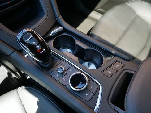 Certified 2024 Cadillac XT6 Luxury w/ LPO, Floor Liner Package image 21