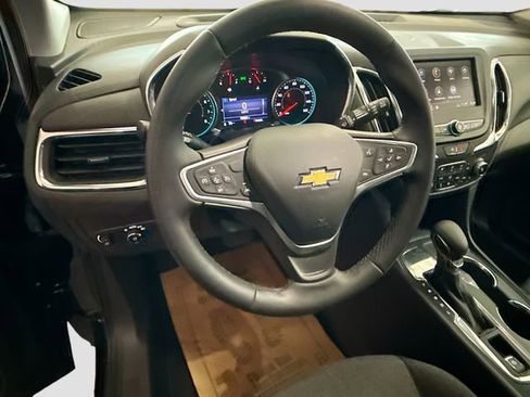 Used 2023 Chevrolet Equinox LT image 12