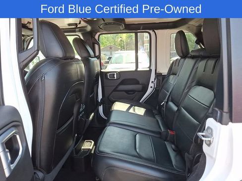 Used 2021 Jeep Wrangler Unlimited Sahara w/ Cold Weather Group AWD/4WD image 12