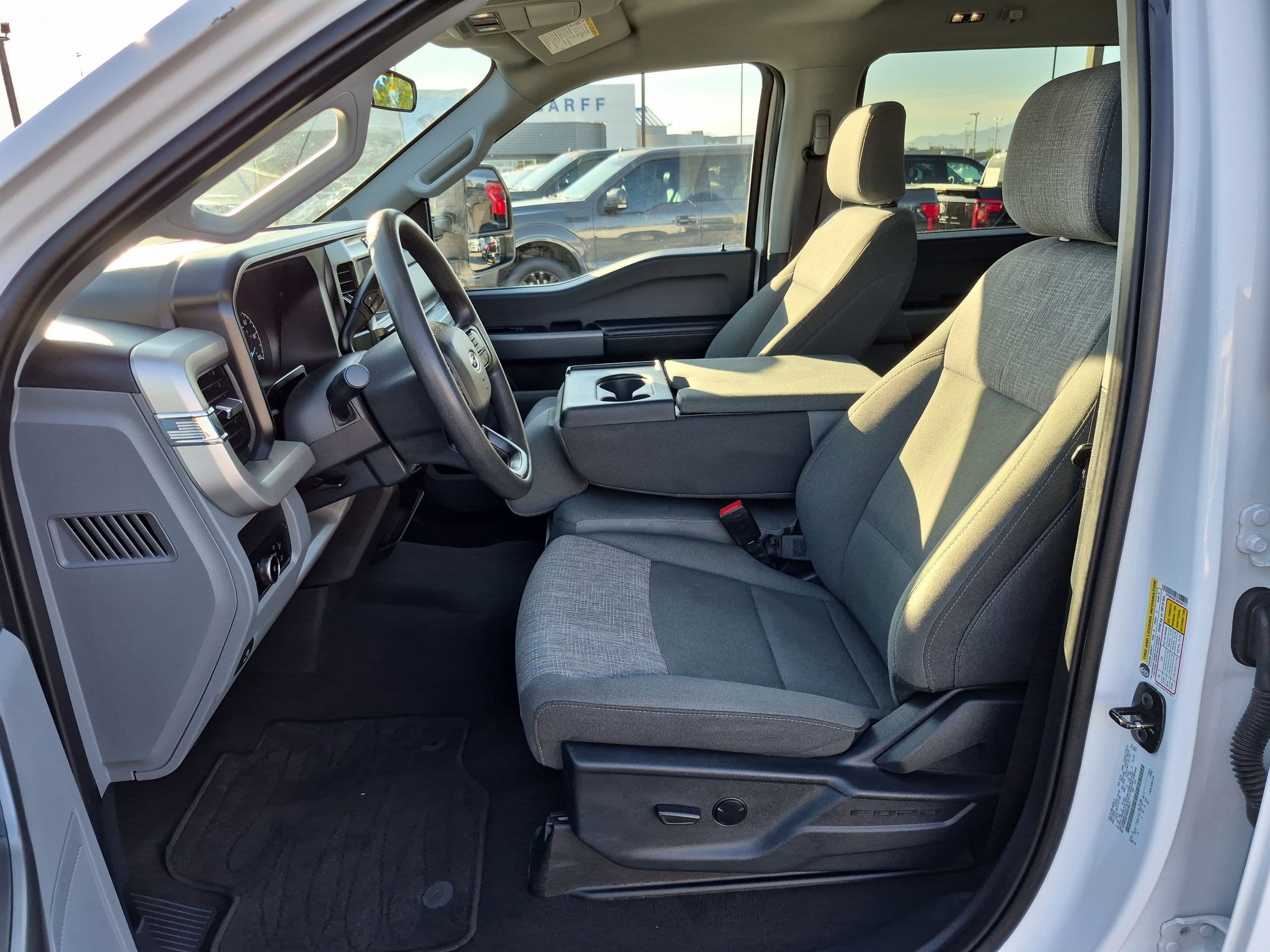 Used 2025 Ford F350 XLT AWD/4WD image 18