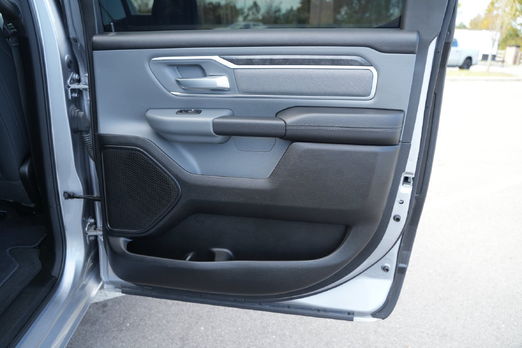 Used 2022 RAM 1500 Big Horn AWD/4WD image 22