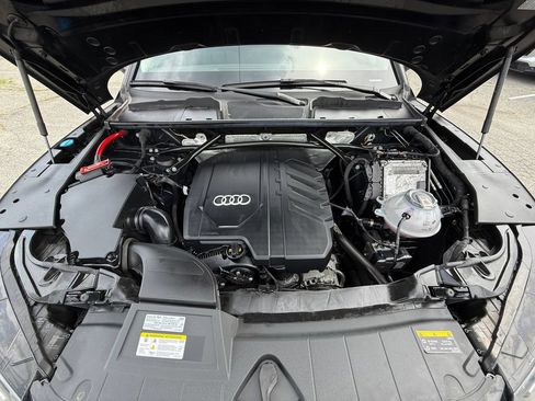 Used 2023 Audi Q5 2.0T Premium w/ Convenience Package AWD/4WD image 26