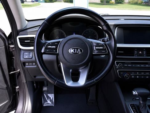 Used 2019 Kia Optima S w/ S Panoramic Sunroof Package FWD image 11