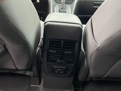 Used 2014 Ford Escape SE w/ Equipment Group 201A image 14