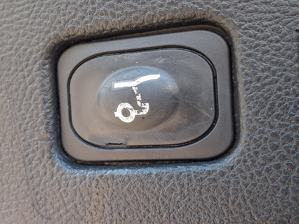 Used 2024 Ford Edge Titanium AWD/4WD image 32