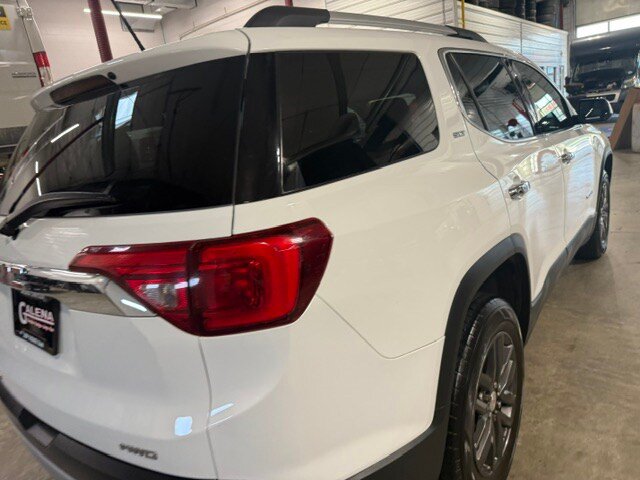 Used 2017 GMC Acadia SLT AWD/4WD image 23