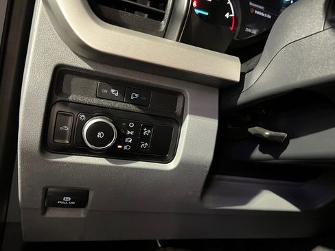 Used 2023 Ford F350 XLT w/ FX4 Off-Road Package image 36