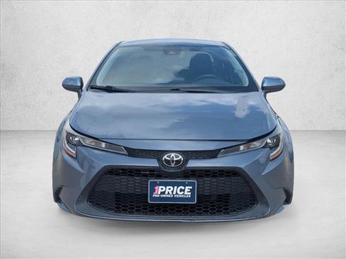 Used 2022 Toyota Corolla LE FWD image 2