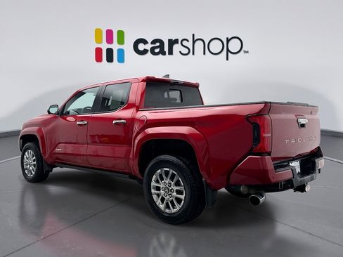 Used 2024 Toyota Tacoma Limited w/ Limited Package (LT) image 3