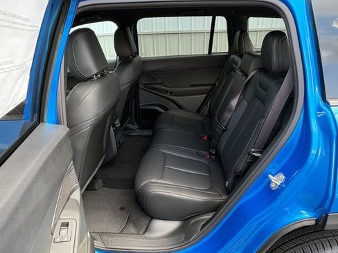 New 2026 Jeep Cherokee Limited AWD/4WD image 42