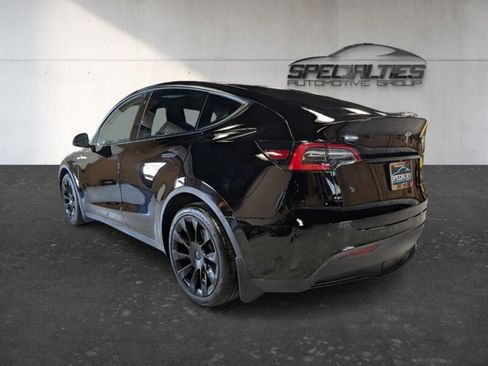 Used 2021 Tesla Model Y Long Range AWD/4WD image 8