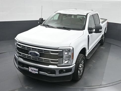 Used 2025 Ford F250 XLT AWD/4WD image 40