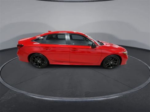 Used 2025 Honda Civic Sport image 9