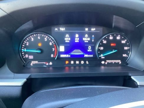 Used 2022 Ford Explorer XLT w/ Equipment Group 202A AWD/4WD image 30
