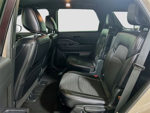 Used 2024 Nissan Pathfinder Rock Creek image 21