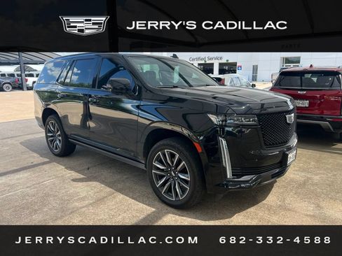 Used 2023 Cadillac Escalade Sport w/ LPO, ONYX Package AWD/4WD image 2
