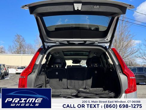 Used 2016 Volvo XC90 T6 Momentum w/ Momentum Plus Package image 13