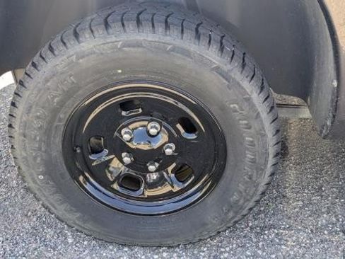 Used 2022 RAM 1500 Tradesman w/ Electronics Convenience Group AWD/4WD image 23
