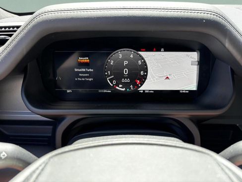 New 2025 Land Rover Defender 110 V8 image 25