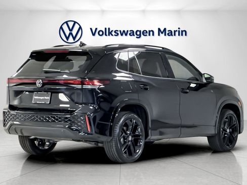 New 2026 Volkswagen Tiguan SE R-Line image 5