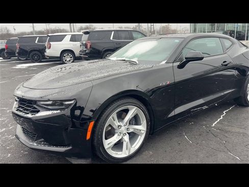 Certified 2023 Chevrolet Camaro LT image 4