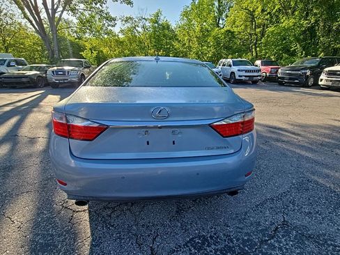 Used 2013 Lexus ES 350 w/ Luxury Pkg FWD image 6