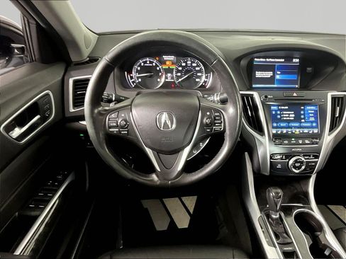 Used 2018 Acura TLX FWD image 6
