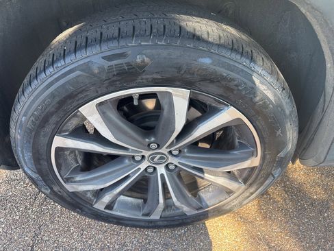 Used 2020 Lexus RX 350L FWD w/ Premium Package image 10