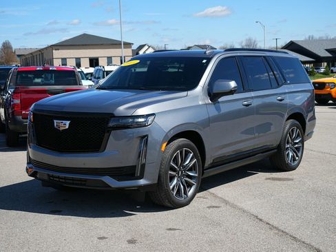 Used 2021 Cadillac Escalade Sport w/ Driver Assist Tech Package image 9