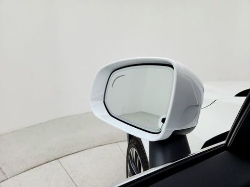 New 2025 Volvo XC90 B6 Plus w/ Protection Package Premier image 23