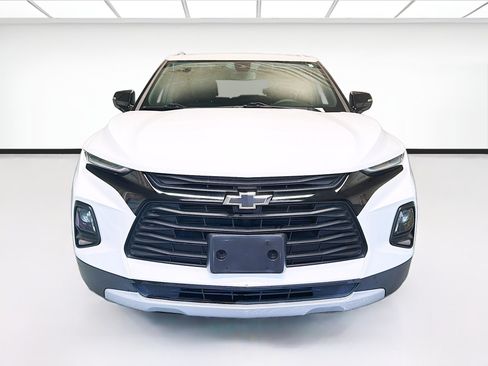 Used 2021 Chevrolet Blazer LT FWD image 2