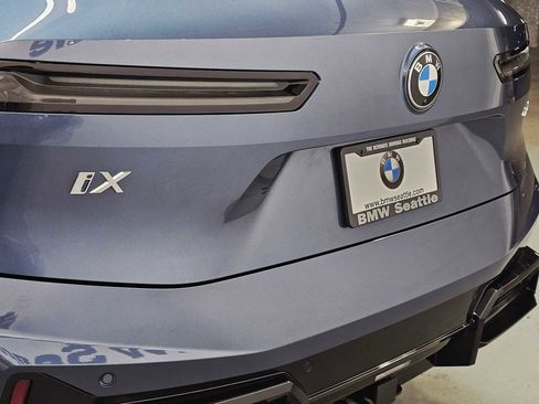 New 2026 BMW iX xDrive45 w/ M Sport Package image 7