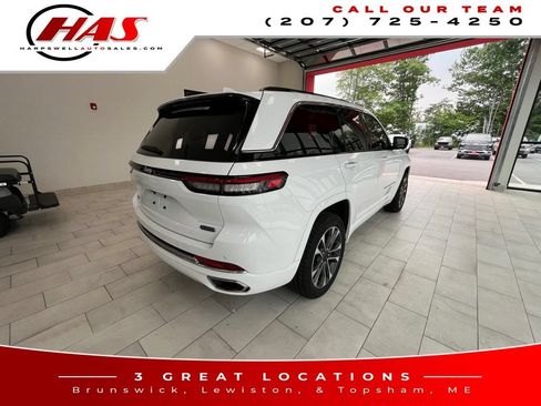 Used 2023 Jeep Grand Cherokee Overland AWD/4WD image 6