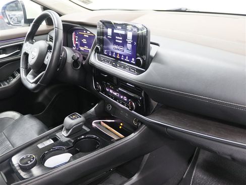 Used 2023 Nissan Rogue Platinum w/ Platinum Premium Package AWD/4WD image 30