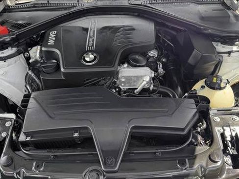 Used 2015 BMW 320i xDrive Sedan AWD/4WD image 21