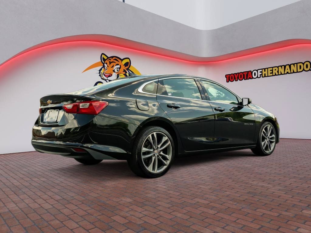 Used 2025 Chevrolet Malibu LT FWD image 6